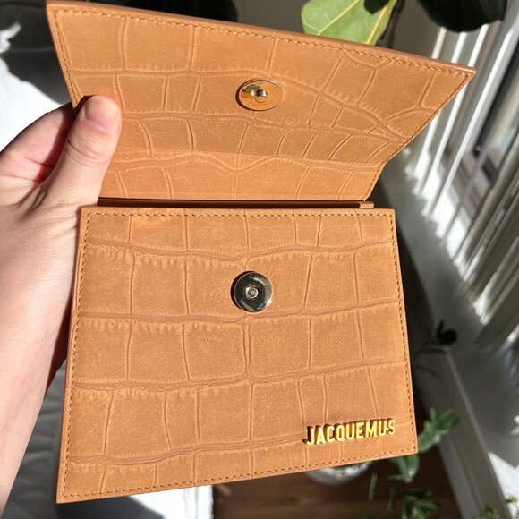 Jacquemus Le Chiquito Moyen croc embossed in Honey Embossed medium sized leather - Picture 3 of 10